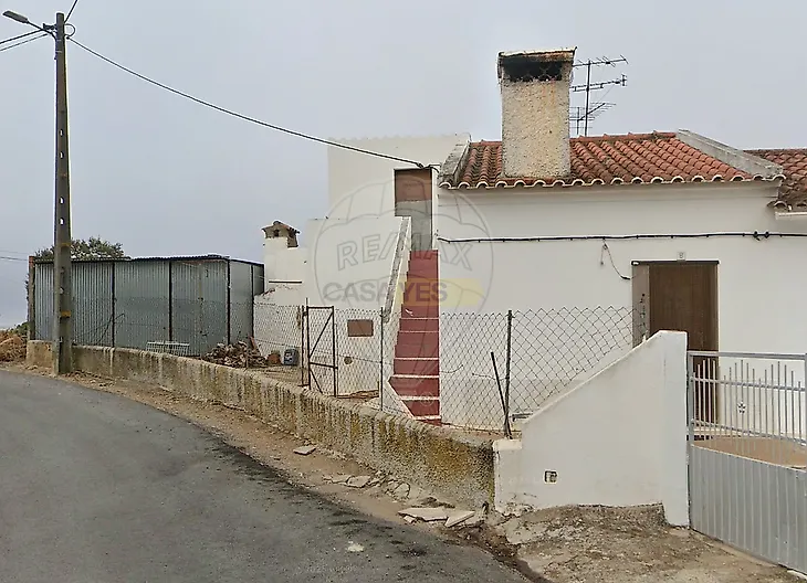 main-listing-picture-0