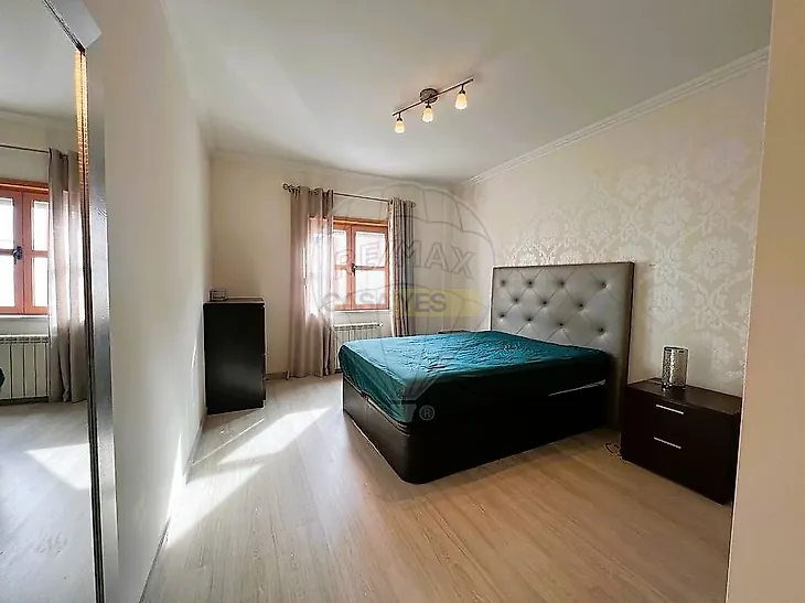 main-listing-picture-0