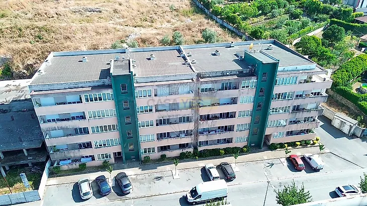 main-listing-picture-0