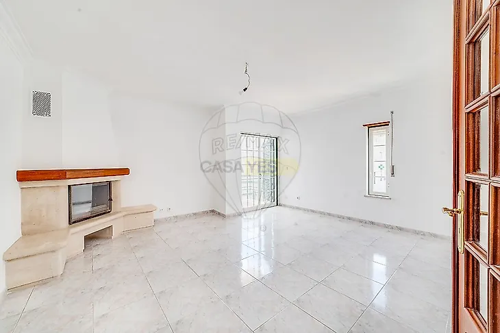 main-listing-picture-0