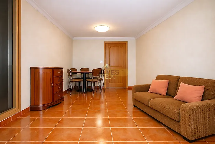 main-listing-picture-0