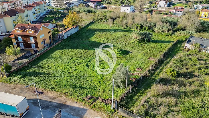main-listing-picture-0
