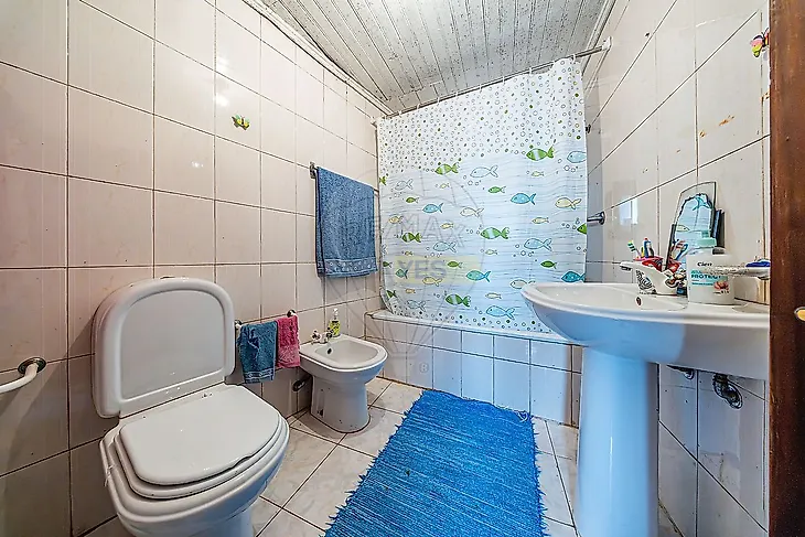 main-listing-picture-0