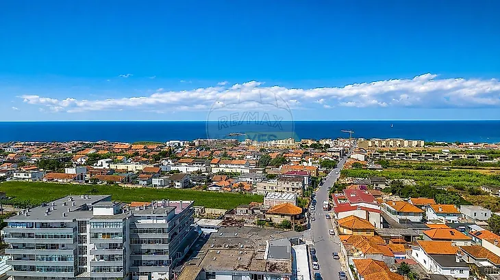 main-listing-picture-0