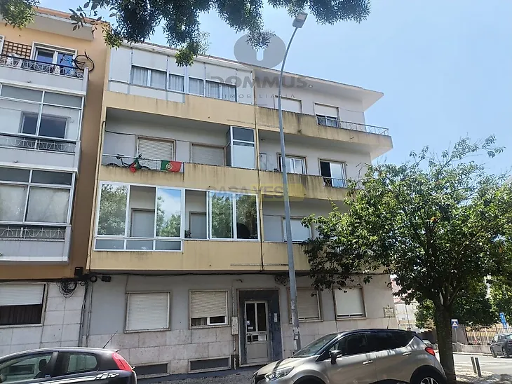 main-listing-picture-0