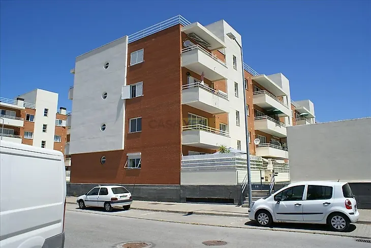 main-listing-picture-0