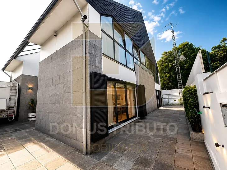 main-listing-picture-0