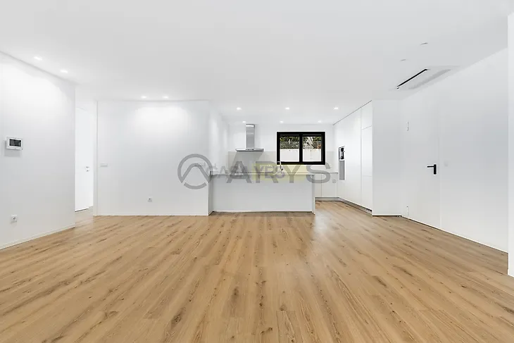 main-listing-picture-0