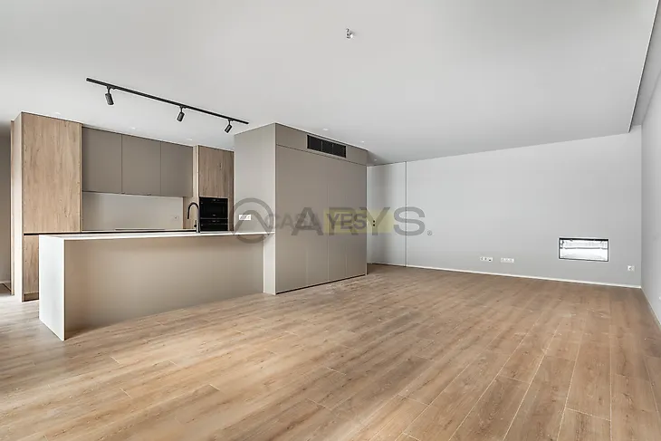 main-listing-picture-0