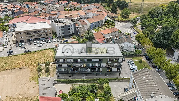 main-listing-picture-0