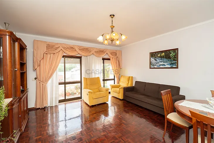 main-listing-picture-0