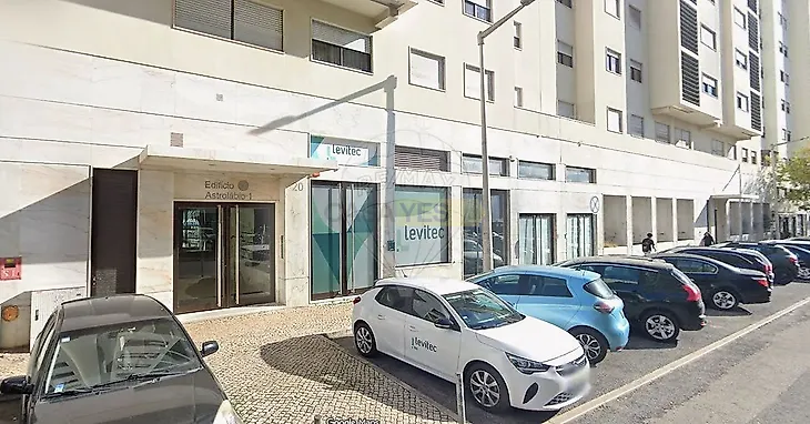 main-listing-picture-0