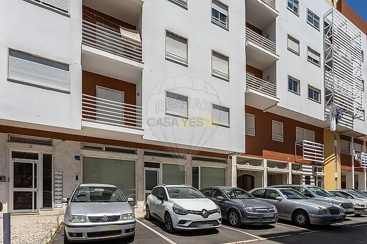 main-listing-picture-0