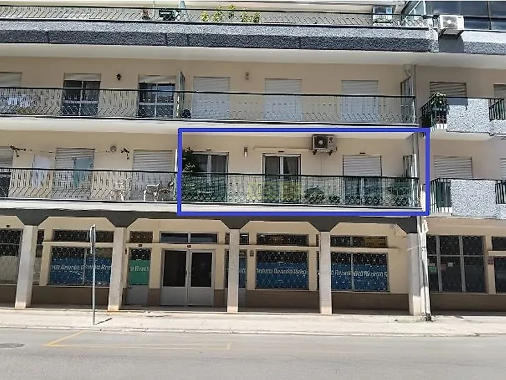 main-listing-picture-0