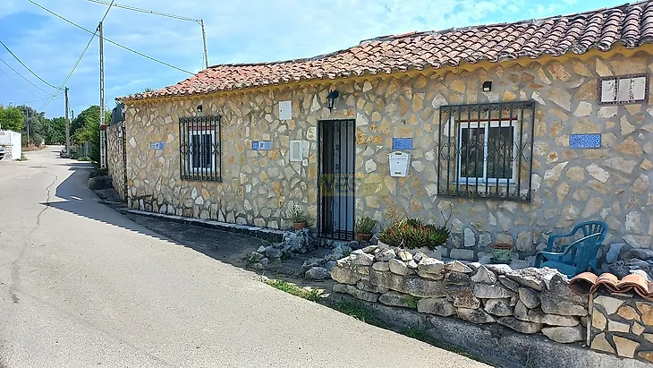 main-listing-picture-0