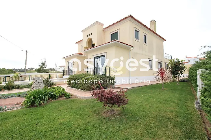 main-listing-picture-0