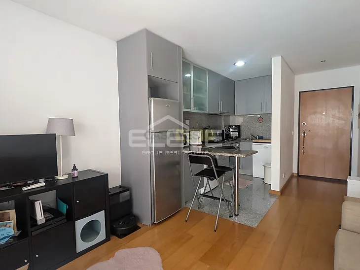 main-listing-picture-0