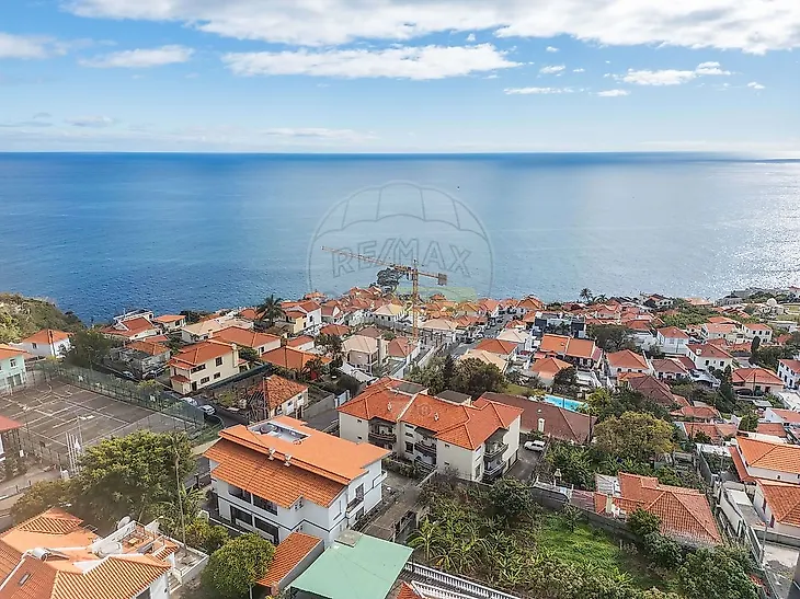 main-listing-picture-0