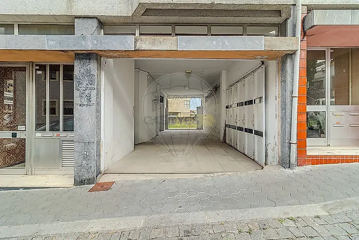 main-listing-picture-0