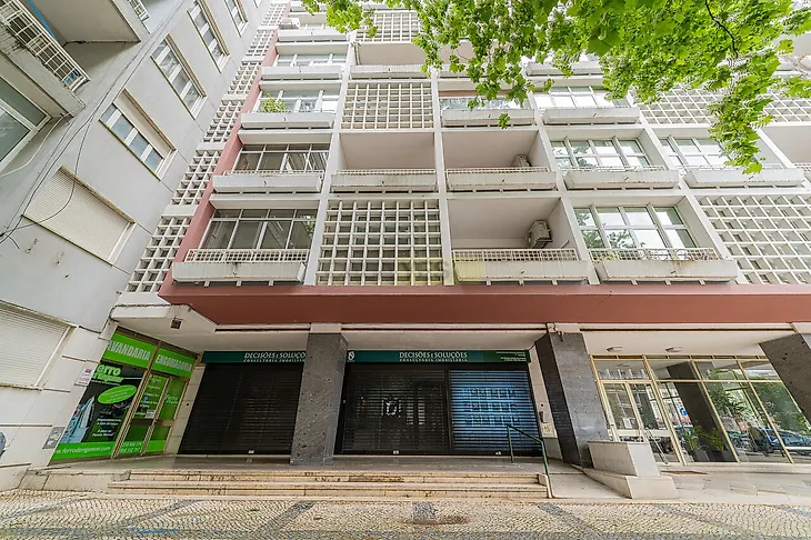 main-listing-picture-0