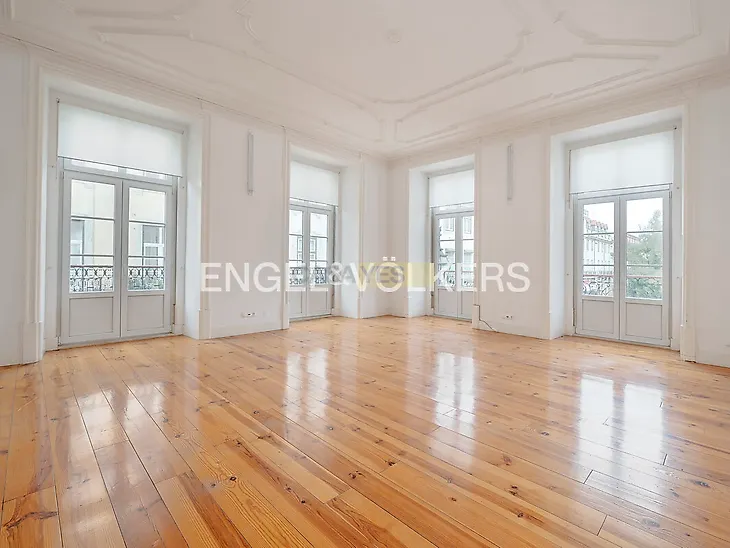 main-listing-picture-0