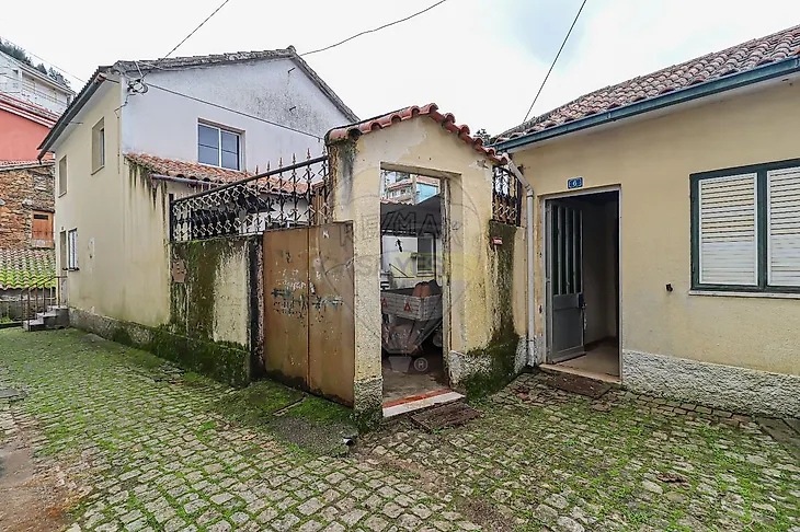 main-listing-picture-0