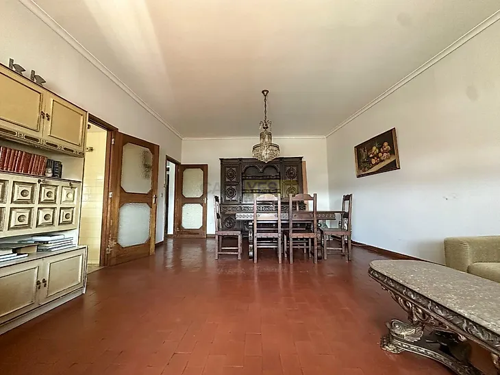 main-listing-picture-0