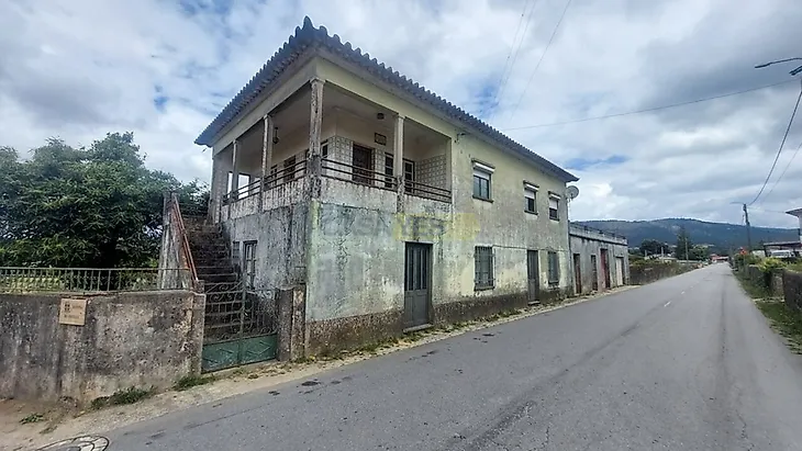 main-listing-picture-0
