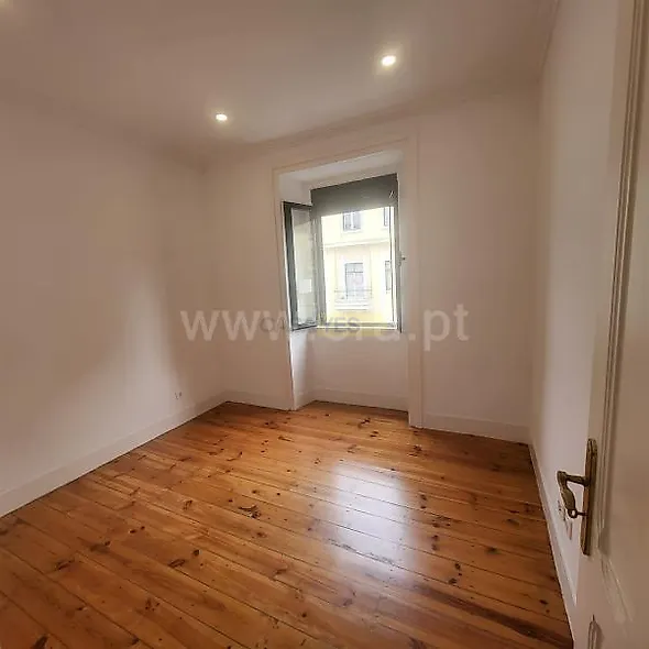 main-listing-picture-0