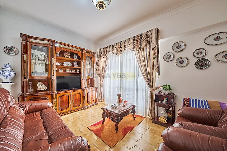 main-listing-picture-0