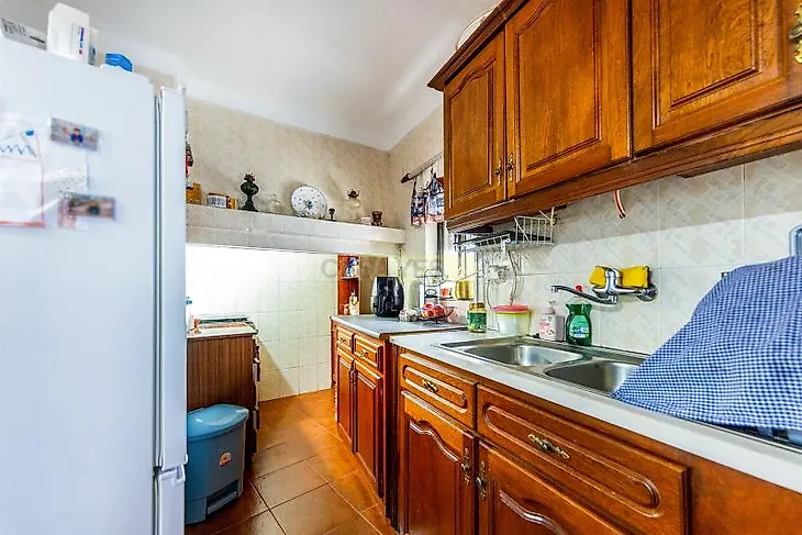 main-listing-picture-0