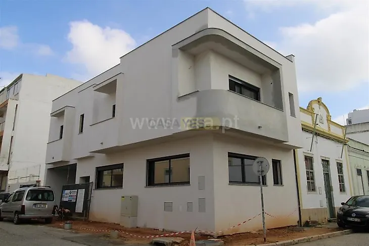 main-listing-picture-0
