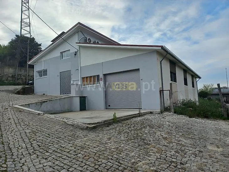 main-listing-picture-0