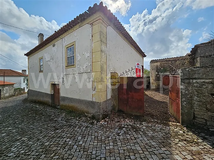 main-listing-picture-0