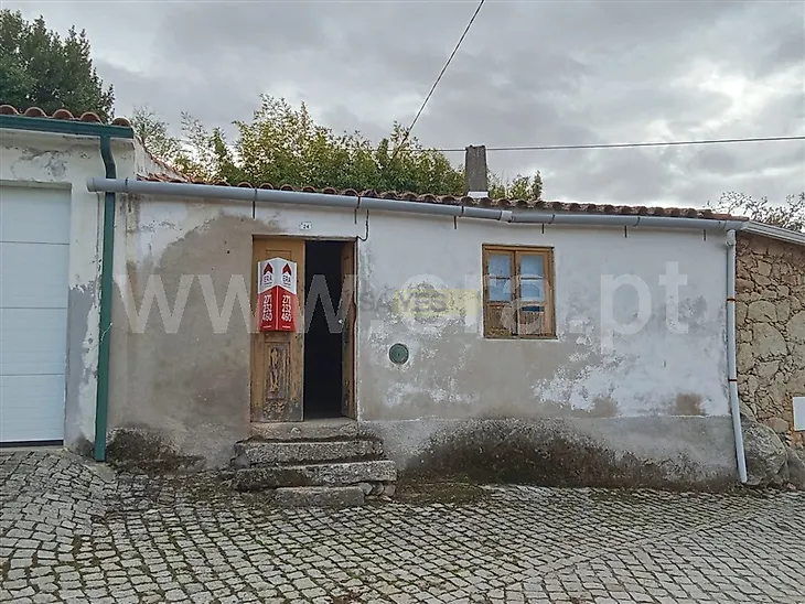 main-listing-picture-0