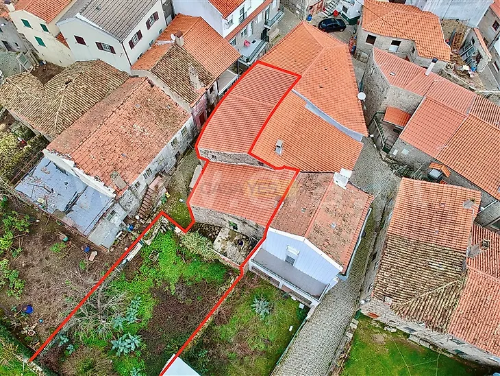 main-listing-picture-0