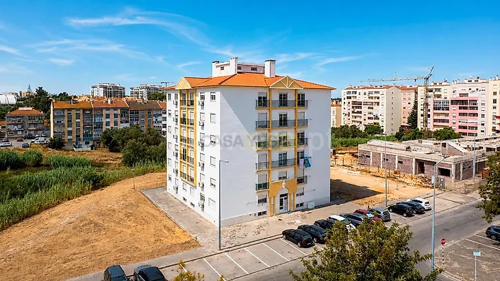 main-listing-picture-0