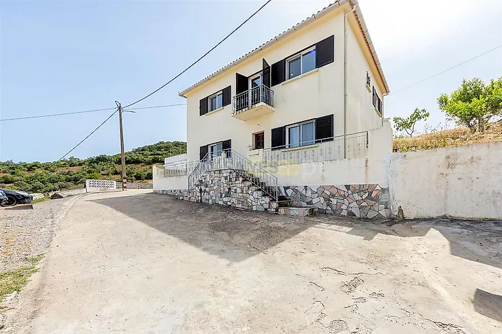 main-listing-picture-0