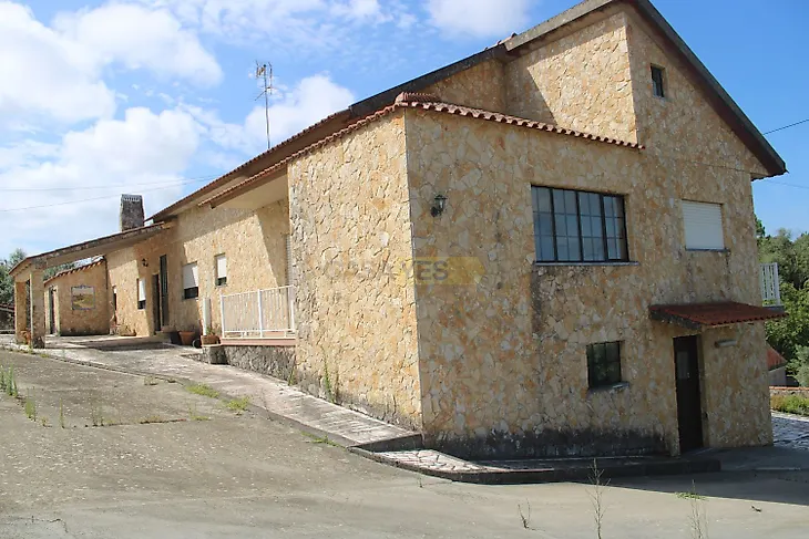 main-listing-picture-0