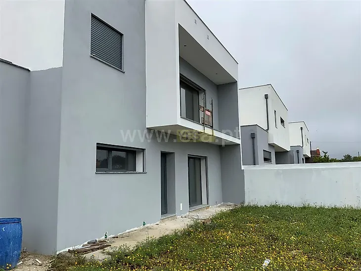 main-listing-picture-0