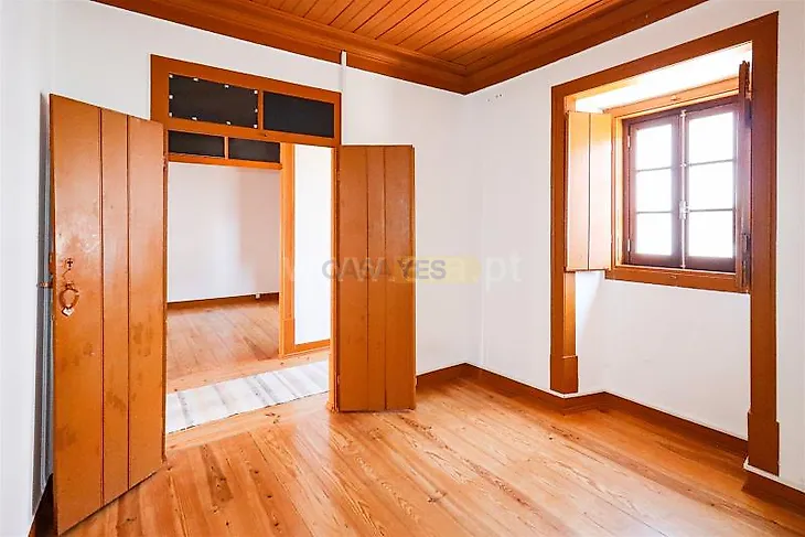 main-listing-picture-0