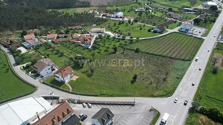 main-listing-picture-0
