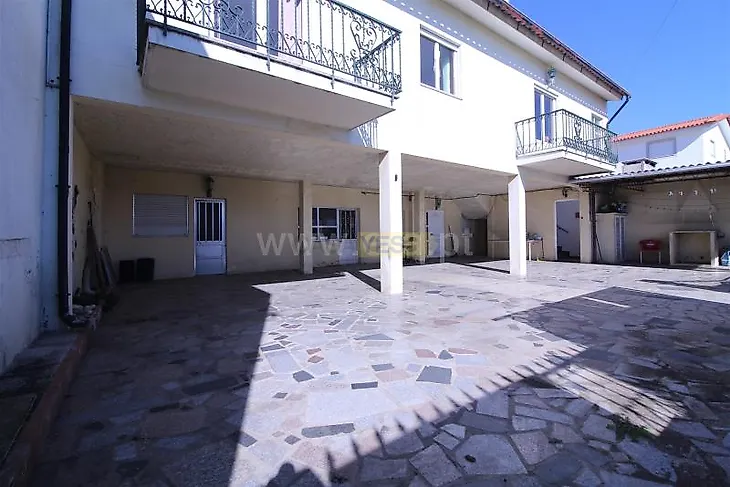main-listing-picture-0