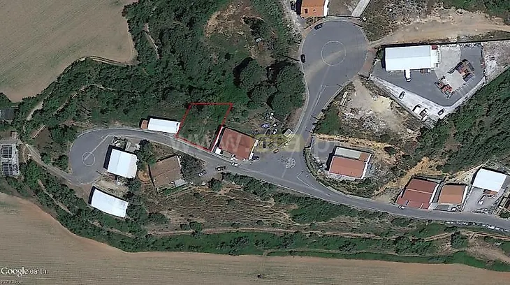 main-listing-picture-0