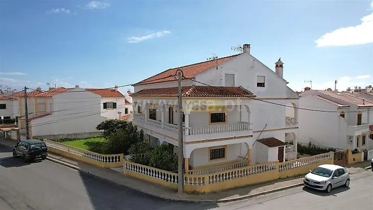 main-listing-picture-0