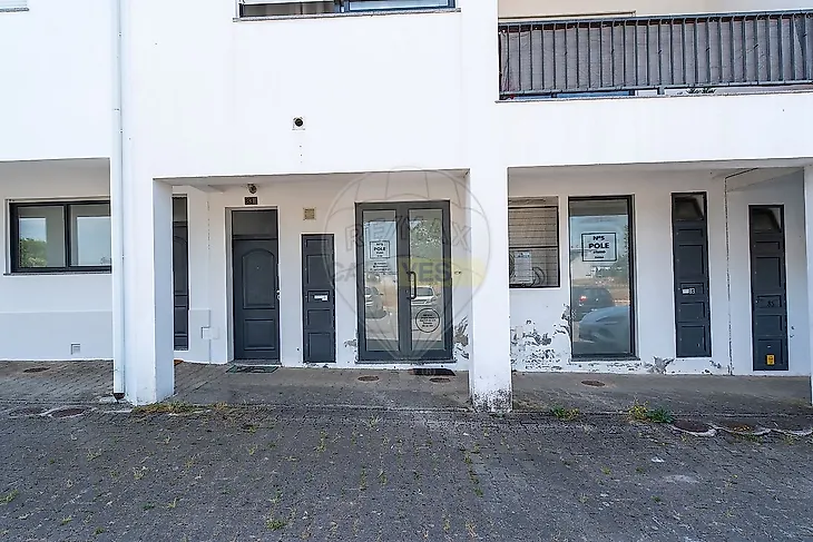 main-listing-picture-0