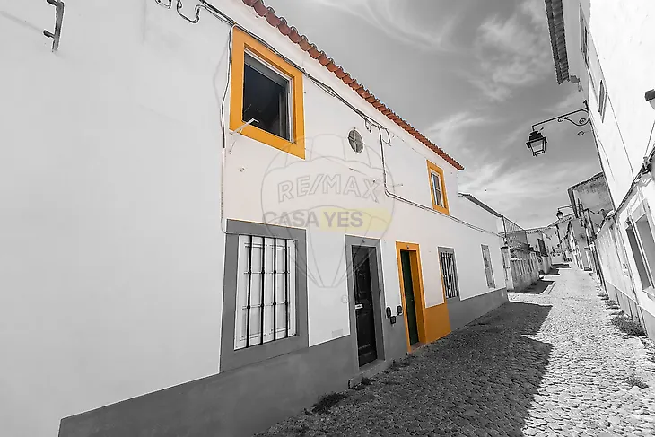 main-listing-picture-0