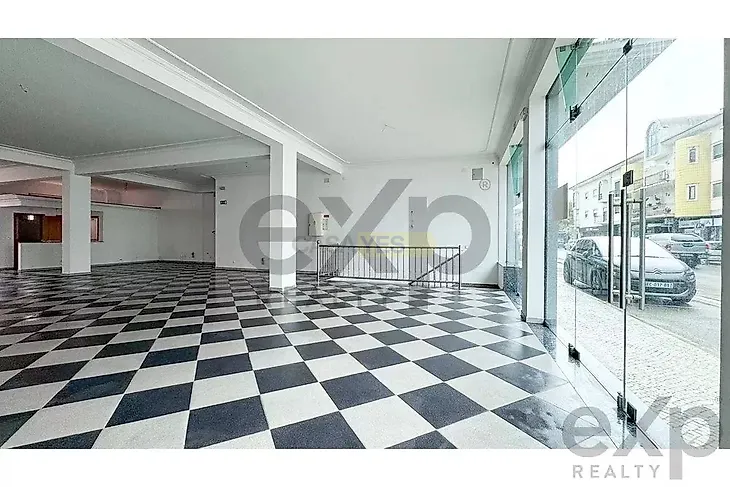 main-listing-picture-0