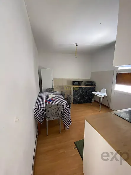 main-listing-picture-0