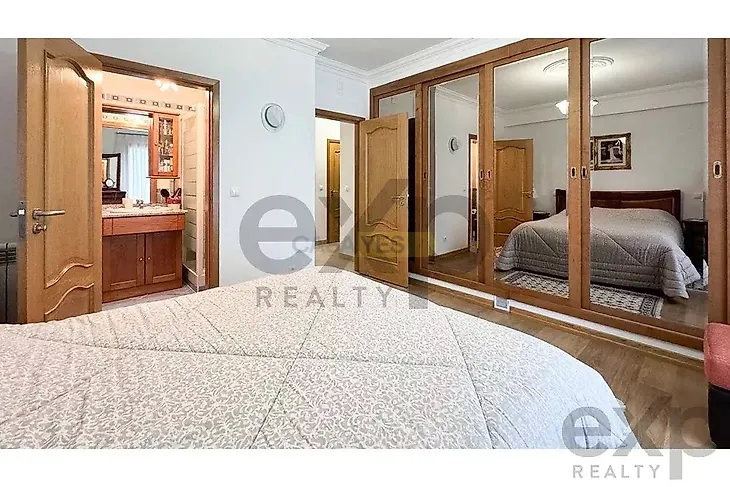 main-listing-picture-0